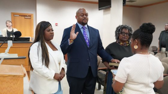 Jones sworn in as new District 6 Commissioner